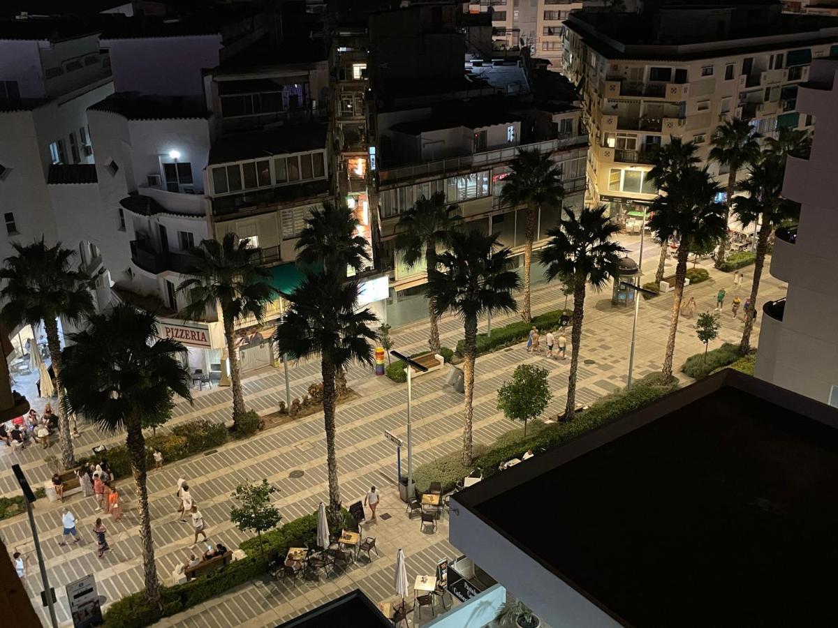 Zelun Suite Torremolinos Center Exterior foto